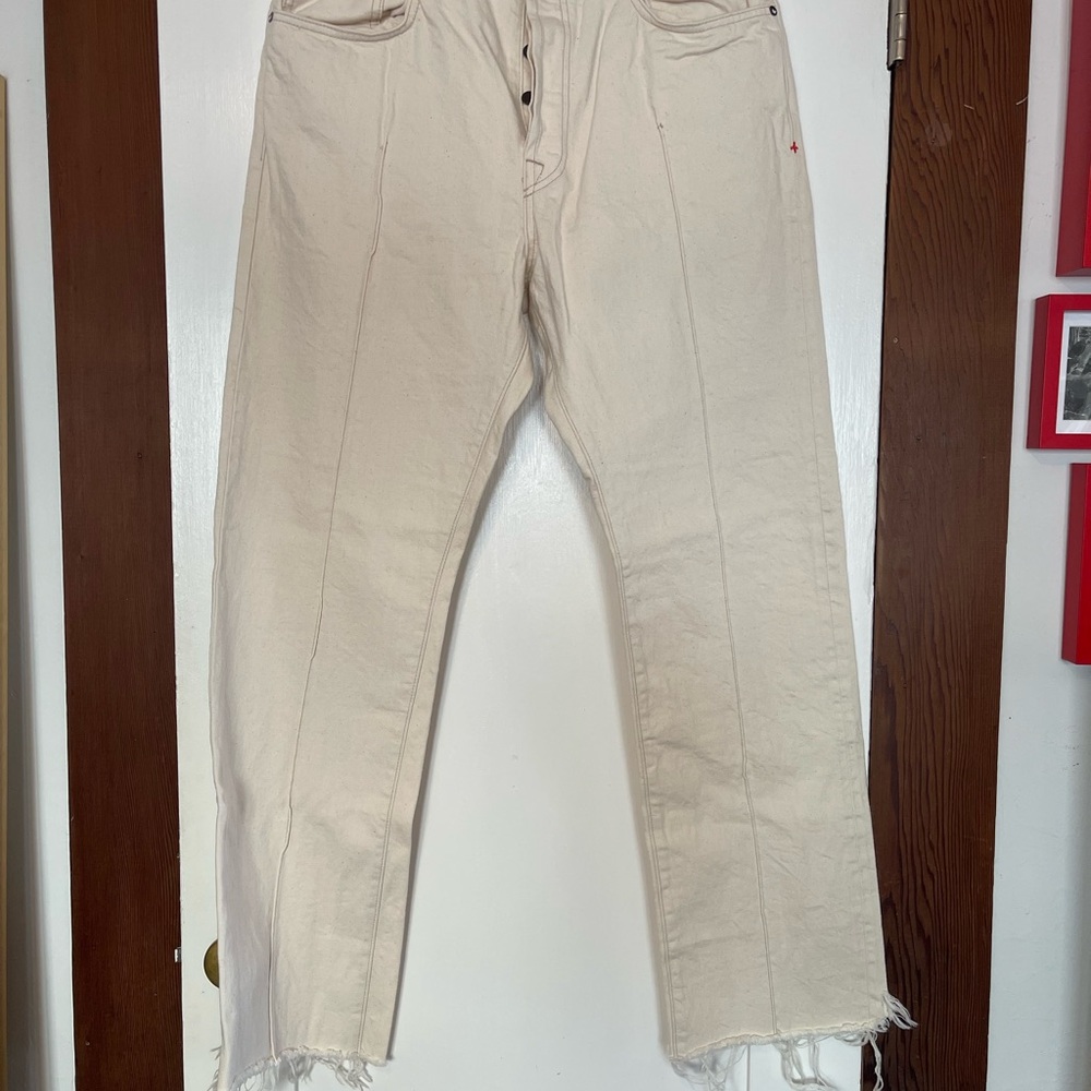 Imogene and Willie Womens Natural Straight Jeans “Wyatt” with front seams.